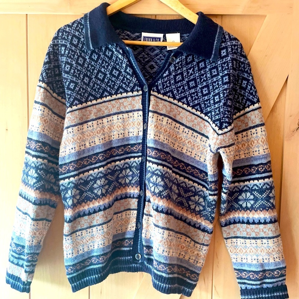 Vintage Erika & co collared button up patterned knitted sweater large
